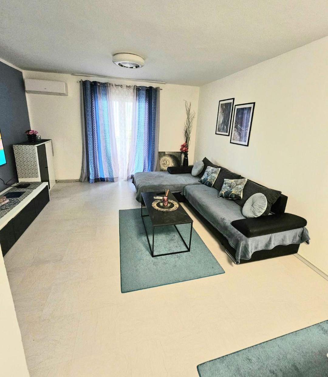 Apartment Tanja ポレッチ エクステリア 写真